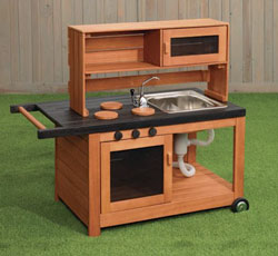 Outdoor Mobile Kitchen with Pump