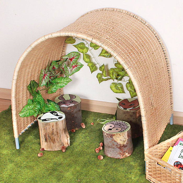 Medium Indoor Wicker Arch