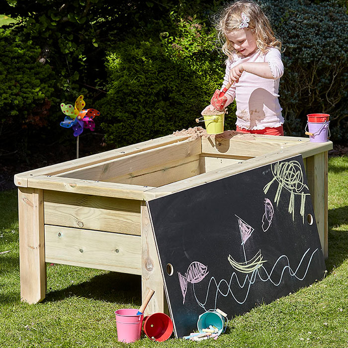 Outdoor Raised Sanpit With Chalkboard Lid