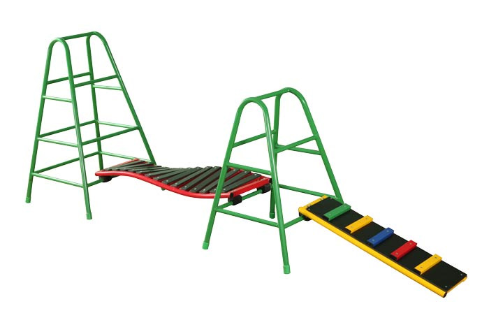 Set 2 - Four Piece Freestanding Outdoor Play Gym