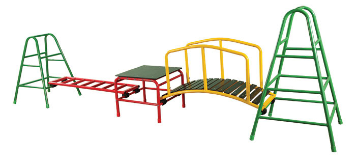 Set 4 - Five Piece Freestanding Outdoor Play Gym